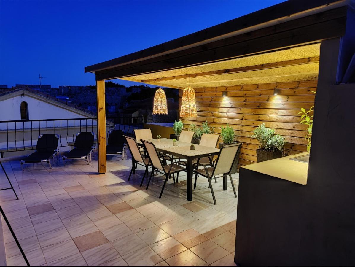 A Unique 3-4 Bedrooms House In Old Town Rhodes City Екстер'єр фото